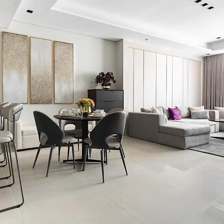 Simply Comfort Apartments At Nobles Tower Luxury Burj View Dubai Buitenkant foto