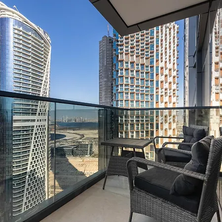 Simply Comfort Apartments At Nobles Tower Luxury Burj View Dubai Buitenkant foto